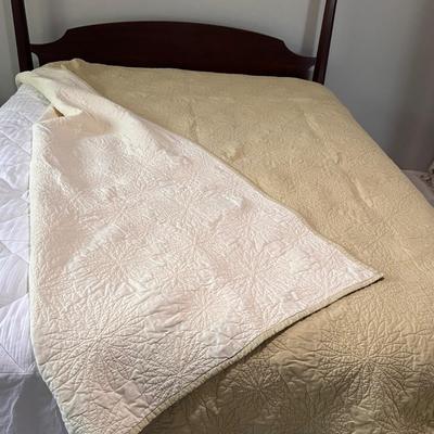 DKNY, Casual Home & More Twin/Double Bedspreads (PBB-RG)