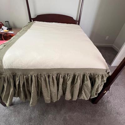 ‘Charisma’ By Fieldcrest Queen Duvet Cover, Bed Skirt & More (PBB-RG)