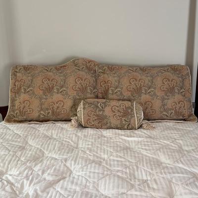 ‘Charisma’ By Fieldcrest Queen Duvet Cover, Bed Skirt & More (PBB-RG)