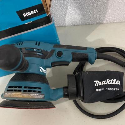 Makita orbit sander