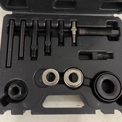 Pulley remover and installer set