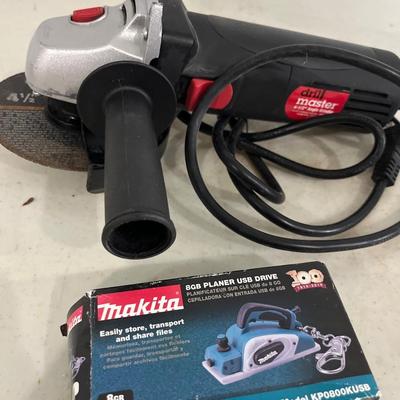 Drillmaster 4 1/2 inch angle grinder plus USB drive
