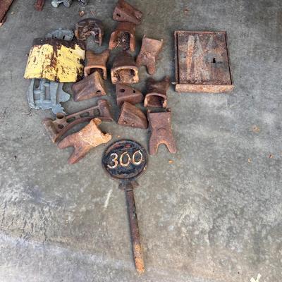 Various Rustic Iron Farm Machinery Parts & More (G-RG)