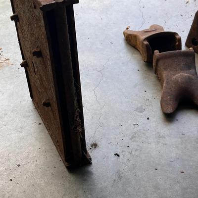 Various Rustic Iron Farm Machinery Parts & More (G-RG)