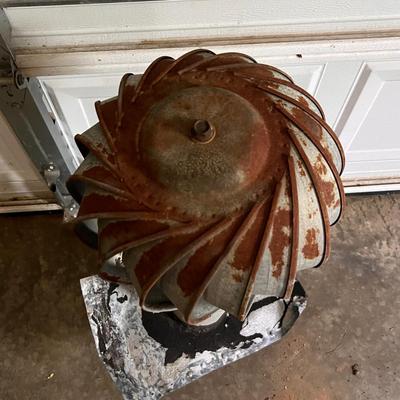 Metal Roof Turbine & Ceramic Chimney Pot (G-RG)