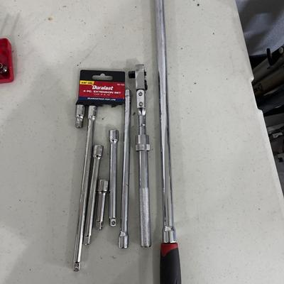 Socket ratchet drives & extenders