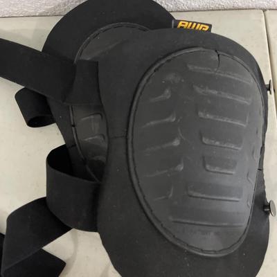 Floor, chisel, file, and filing guide, knee pads