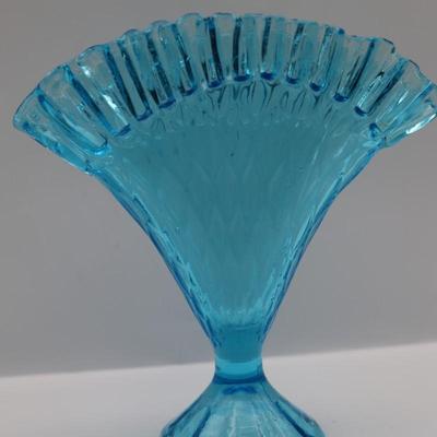 Vintage Art Glass Fan Vase