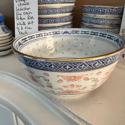Vintage Chinese mindezhon Rice Grain pattern blue white rice bowls, set of 6