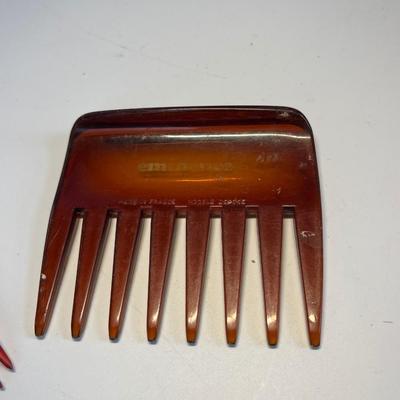 Amethyst & ruby brooches with extras