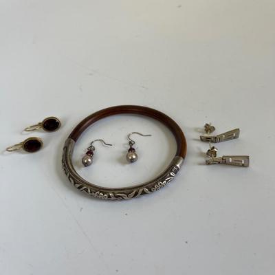 Earrings and bracelet