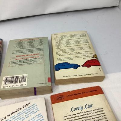 Book Lot 7