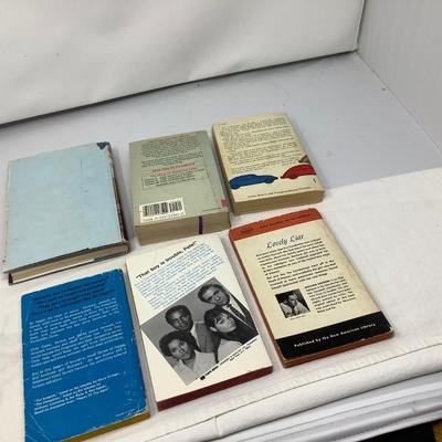 Book Lot 7