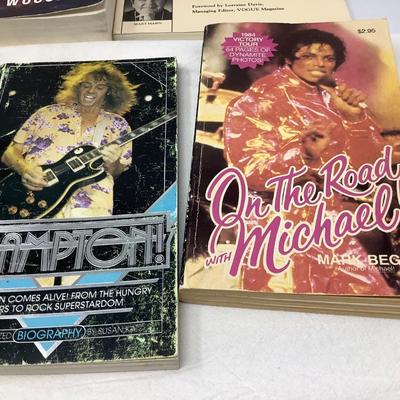 Book Lot 9