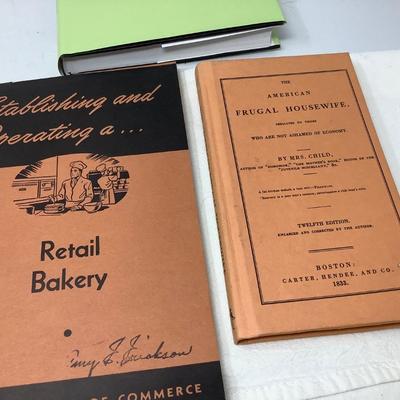 Book Lot 10