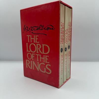 J.R.R. Tolkien/The Lord of The Rings Trilogy, 1965 2nd Edition