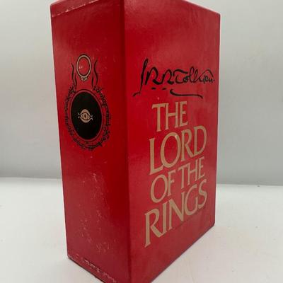 J.R.R. Tolkien/The Lord of The Rings Trilogy, 1965 2nd Edition