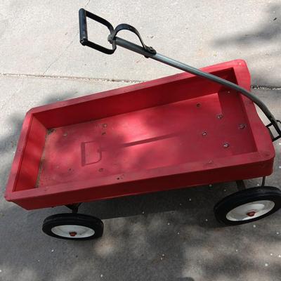 WOODEN WAGON