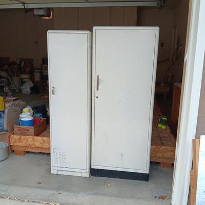 2 METAL STORAGE CABINETS (1 LOCKS WITH KEY)