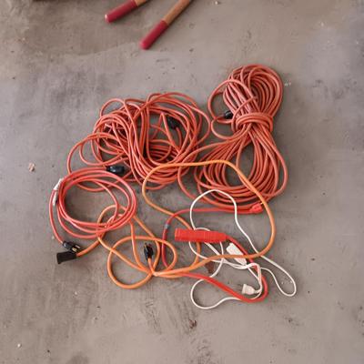 VARIETY OF EXTENSION CORDS