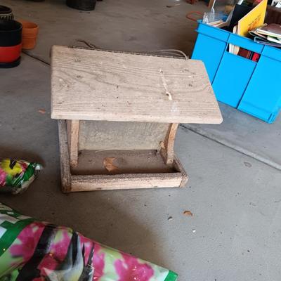WOODEN FAIRLY LARGE BIRD FEEDER AND THISTLE BIRD SEED