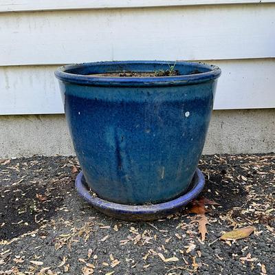 O578 Medium Blue Glased Terracotta Flower Pot With Saucer