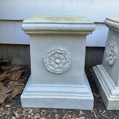 O580 Pair of Composite Garden Pedestals