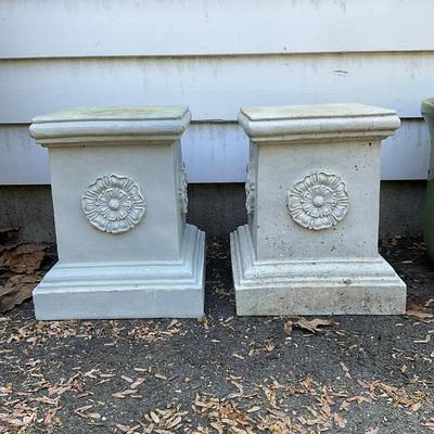 O580 Pair of Composite Garden Pedestals
