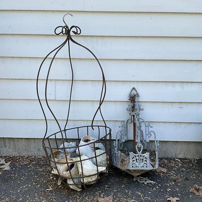O591 Wire Planter With Vintage Iron Hanging Planter