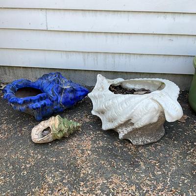 O592 Set of Three Conch Shell Planters