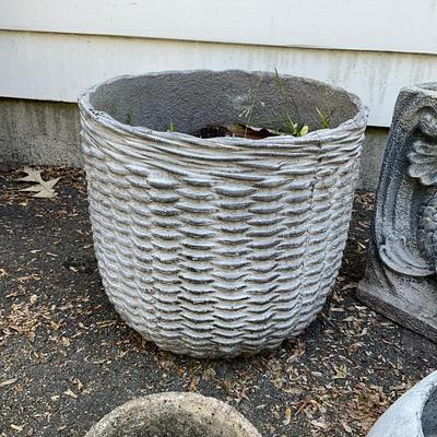 O597 Whale & Basket Weave Flower Pot With Dolphin Wall Fountain Lot