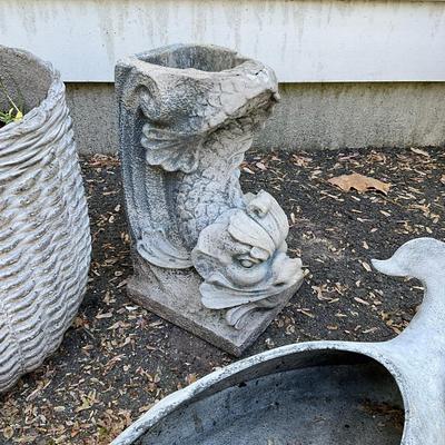 O597 Whale & Basket Weave Flower Pot With Dolphin Wall Fountain Lot
