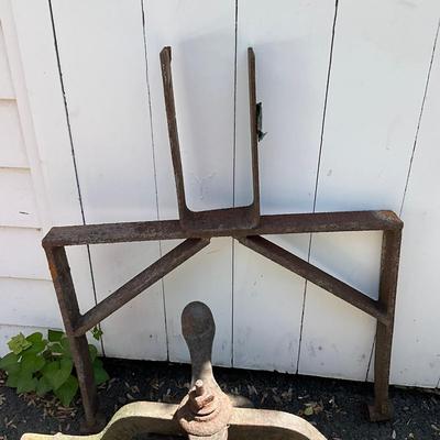 O601 Large Eagle Bell With Holder, Lebanon P.A.
