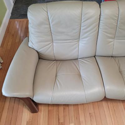 Ekornes Stressless Couch (LR-EL)