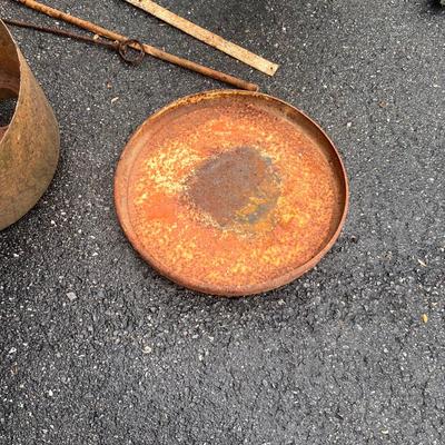 Unique Old Farm Collectibles (G-RG)