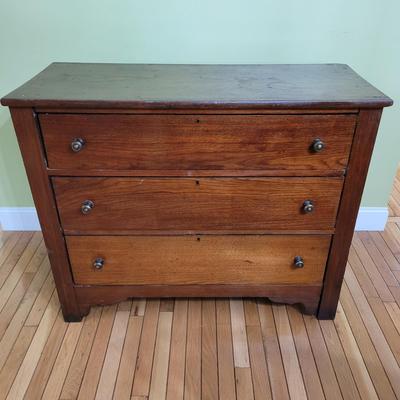 Early American Solid Wood Dresser (DR-EL)