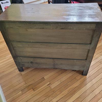 Early American Solid Wood Dresser (DR-EL)