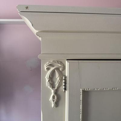 LOT 1A: Vintage Lexington Wardrobe