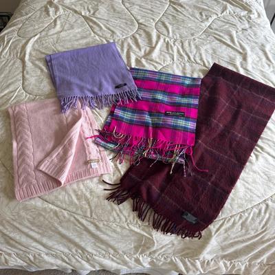 UBR8400 Lot of 4 Cashmere Scarves