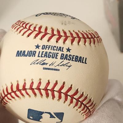 J.J. Hardy Orioles OMLB Signed Autographed Baseball