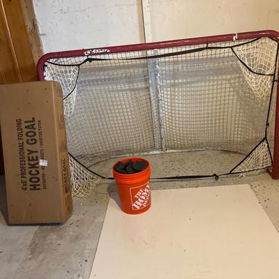 4x6 Professional folding hockey goal with pucks and sliding sheet
