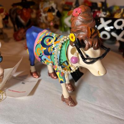 Huge Lot of Cowparade Figurines (PB-RG)