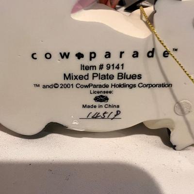 Huge Lot of Cowparade Figurines (PB-RG)
