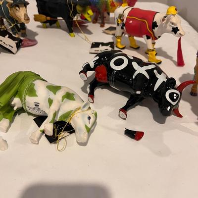Huge Lot of Cowparade Figurines (PB-RG)