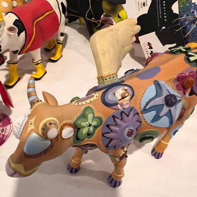 Huge Lot of Cowparade Figurines (PB-RG)