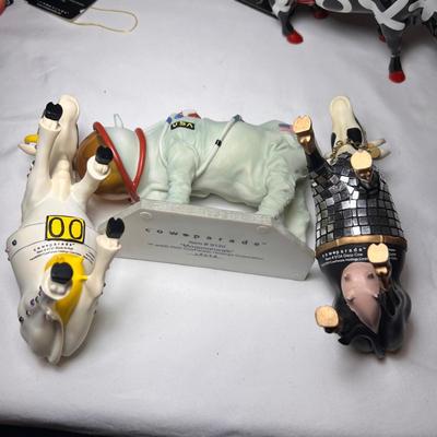 Huge Lot of Cowparade Figurines (PB-RG)