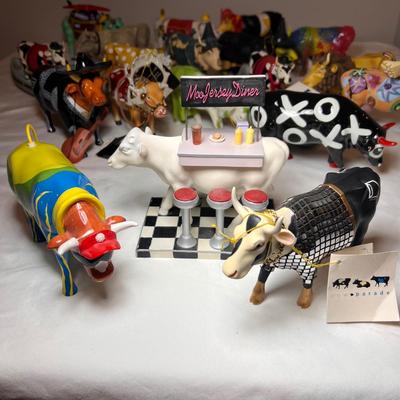 Huge Lot of Cowparade Figurines (PB-RG)