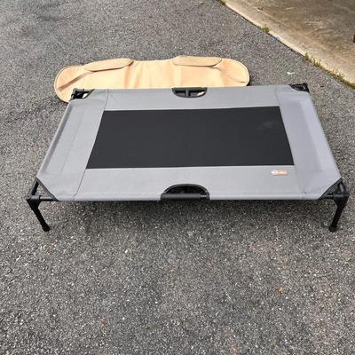 K&H Elevated Pet Cot & More (G-RG)