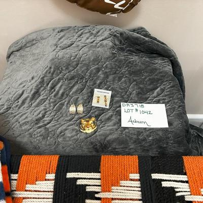 Auburn Lot