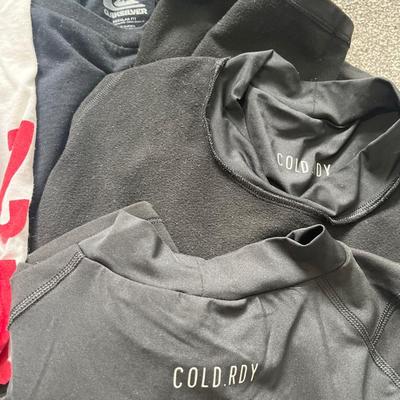 Long sleeve shirts with thermal pants size large